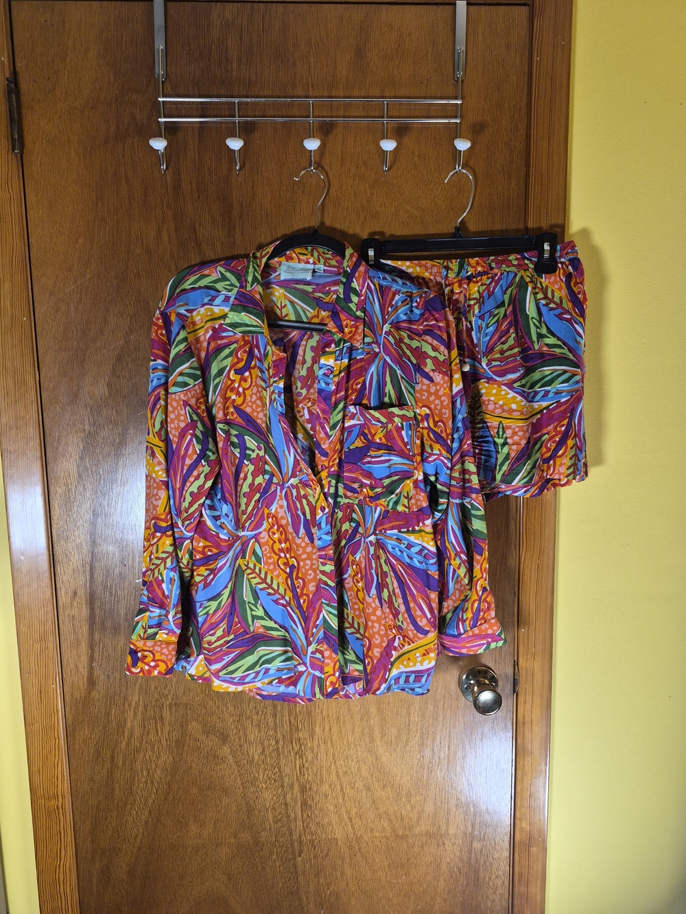 True Destinations Resortwear Beach Set Shirt/Shorts Medium